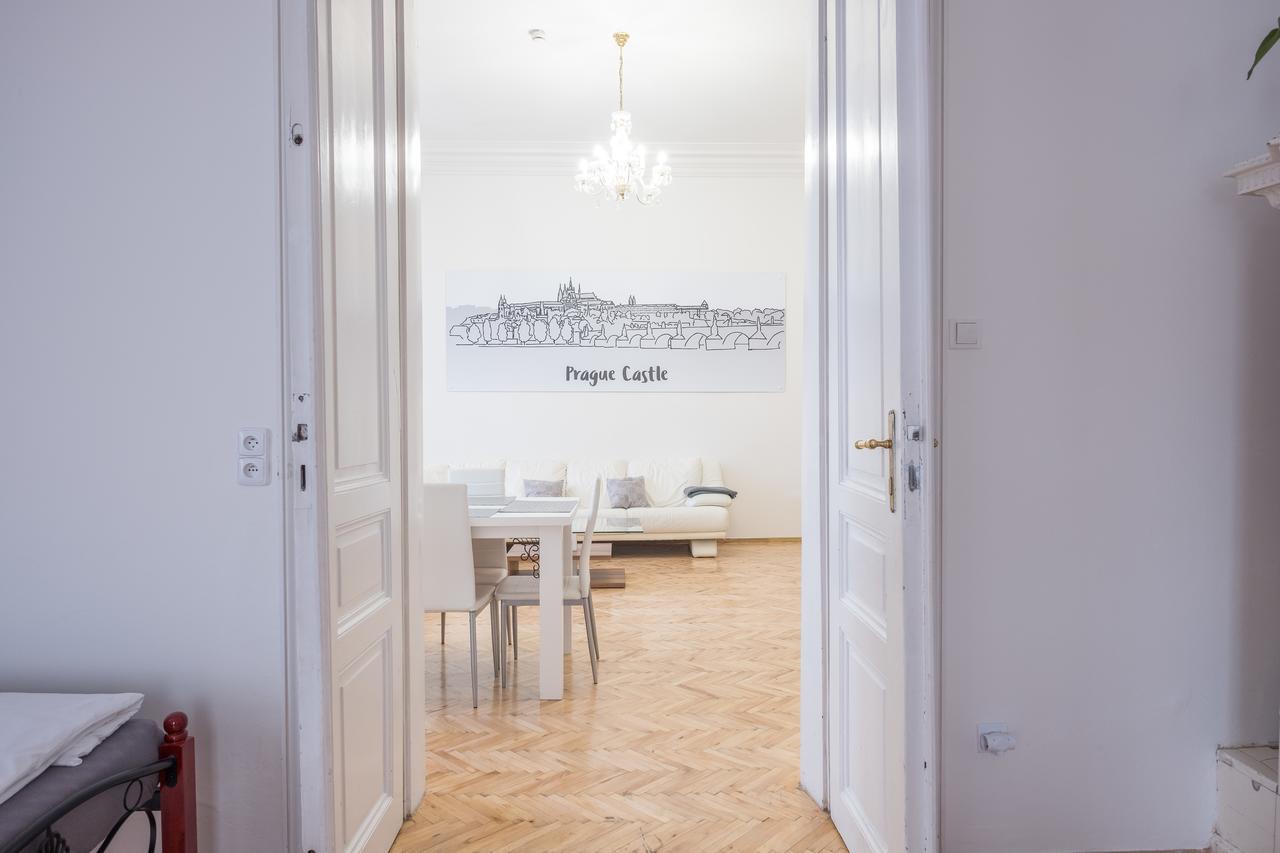 Apartments Resslova By The Dancing House Prag Exterior foto